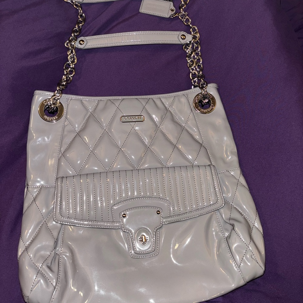 Luxurious Gray Quilted Shoulder Bag with Chain Strap